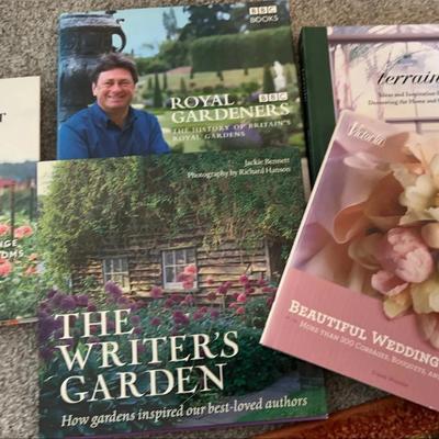 5 Gardening & Flower Books