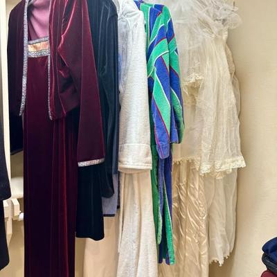 Sale Photo Thumbnail #156