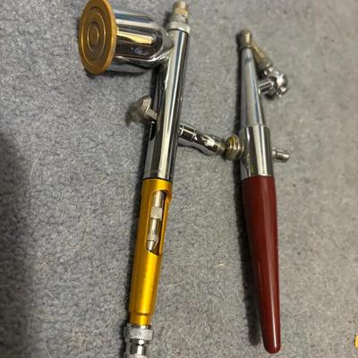 MODEL AIRPLANE ENTHUSIAST 