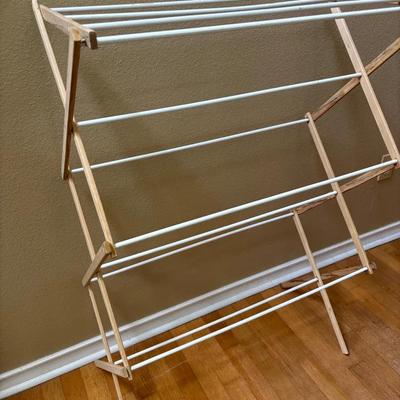LAUNDRY DRYING RACK