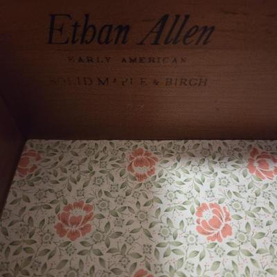 Sale Photo Thumbnail #100