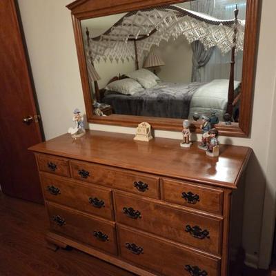 Sale Photo Thumbnail #99