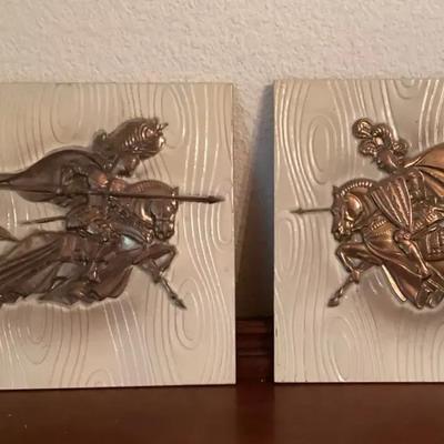 Peerage England Medieval Knight Wall Plaques – Set of 2 (Mid-Century)
