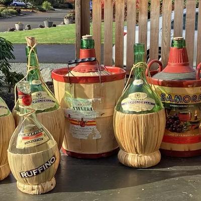 Collection of Vintage Italian Chianti Fiasco Wine Bottles – Mid-20th Century
