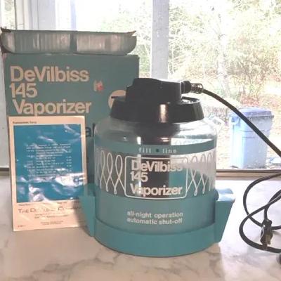 DeVilbiss 145 Vaporizer  1950s- 1960s
