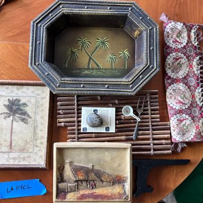 Tropical Décor Lot – Framed Palm Art, Painted Tray & Bamboo Mat