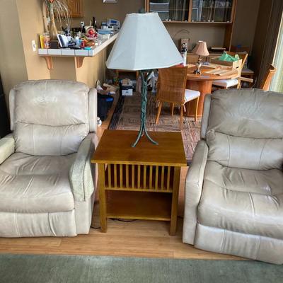 Pair Of Electric Leather Recliners & Table Lamp