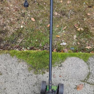 Weed Eater Heavy Duty Electric Edger – 1.5 HP Lawn & Garden Tool