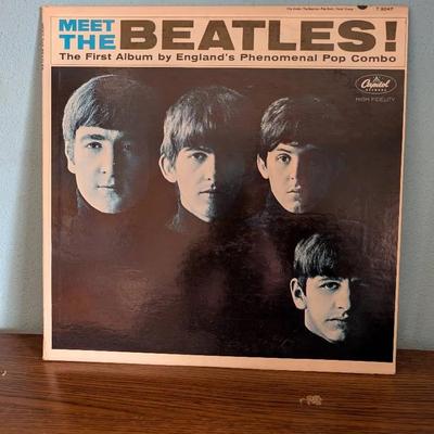 Meet The Beatles 