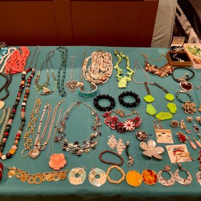 Sale Photo Thumbnail #107