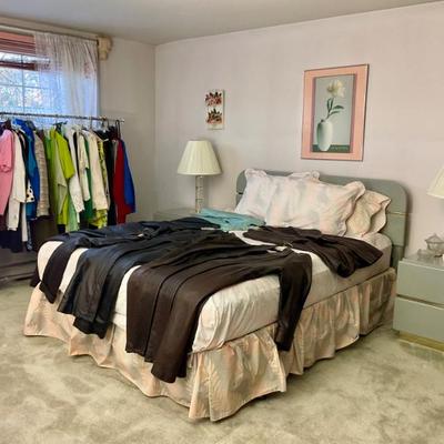 Sale Photo Thumbnail #170