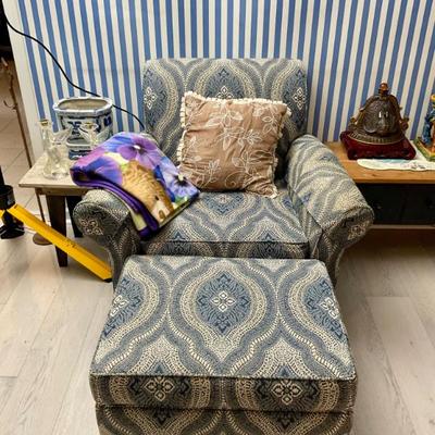 Sale Photo Thumbnail #141