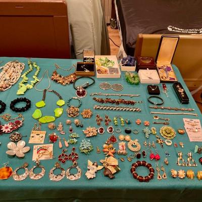 Sale Photo Thumbnail #106