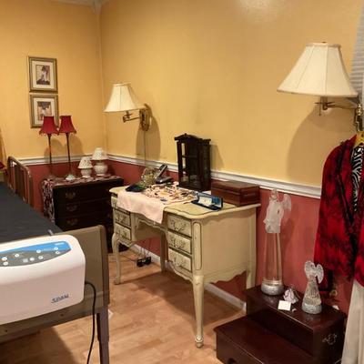 Sale Photo Thumbnail #116