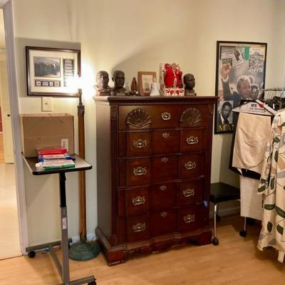 Sale Photo Thumbnail #97