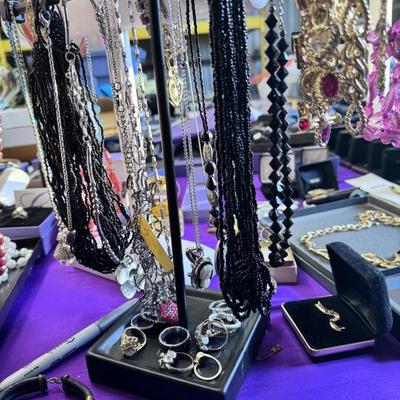 Sale Photo Thumbnail #209