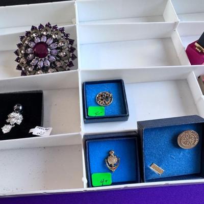 Sale Photo Thumbnail #192