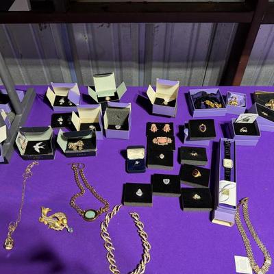 Sale Photo Thumbnail #205