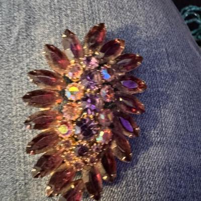 Sale Photo Thumbnail #200