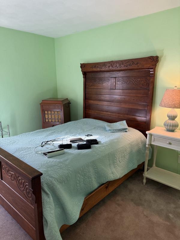 Sale Photo Thumbnail #198