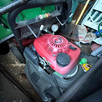 Sale Photo Thumbnail #14