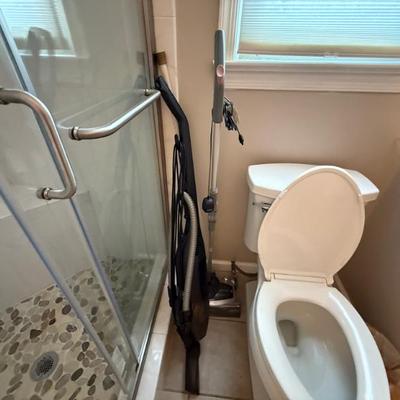 Sale Photo Thumbnail #92