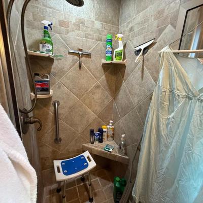 Sale Photo Thumbnail #67