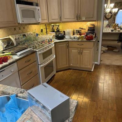 Sale Photo Thumbnail #166