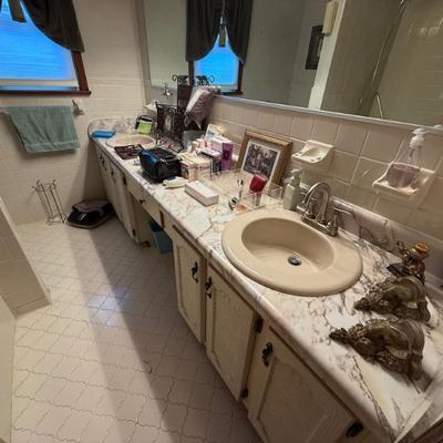 Sale Photo Thumbnail #75