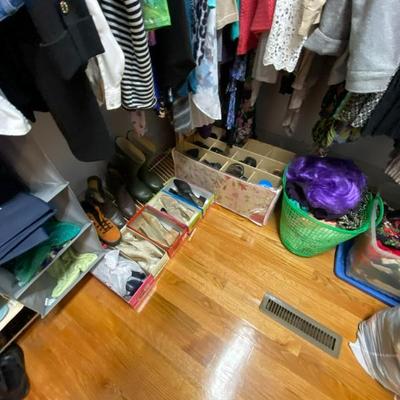 Sale Photo Thumbnail #164