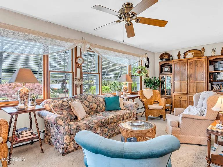 Sale Photo Thumbnail #20