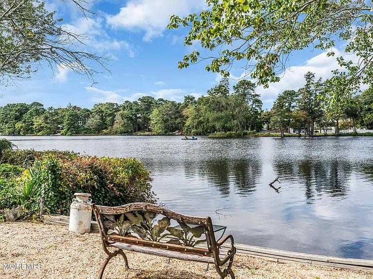 Sale Photo Thumbnail #30