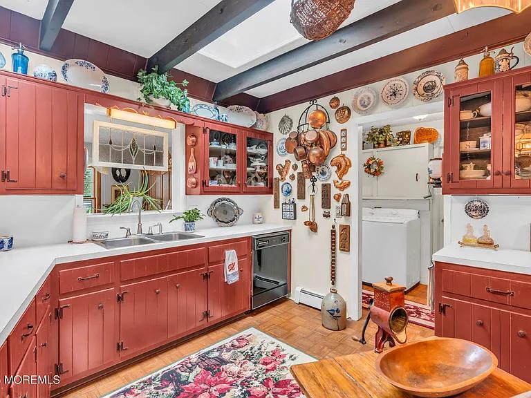 Sale Photo Thumbnail #13