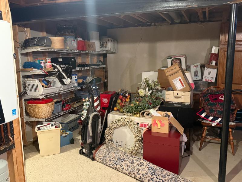 Sale Photo Thumbnail #11