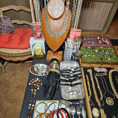 Sale Photo Thumbnail #6