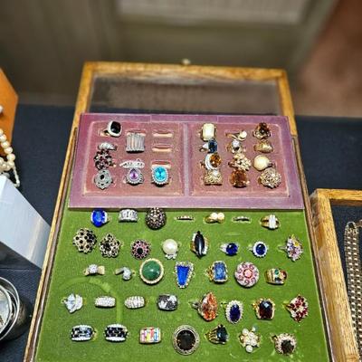 Sale Photo Thumbnail #9