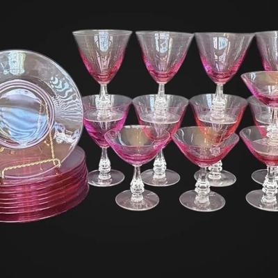 24 Pc Tiffin Franciscan Wisteria Pink Glass Dining Set