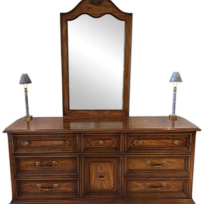 White Fine Furniture Co. 7-Drawer Dresser w/ Mirror