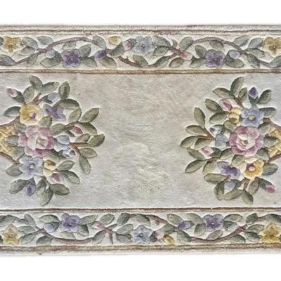 Floral Wool Rug (4.5 x 2.5 ft)