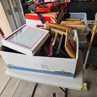 Sale Photo Thumbnail #42: Picture Frames