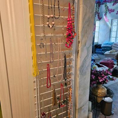 Sale Photo Thumbnail #153