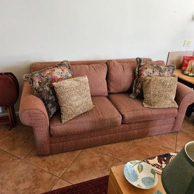 Sale Photo Thumbnail #200