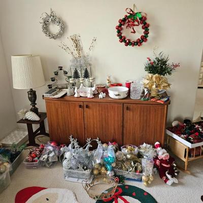 Sale Photo Thumbnail #176