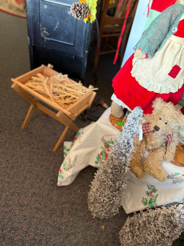 Sale Photo Thumbnail #19