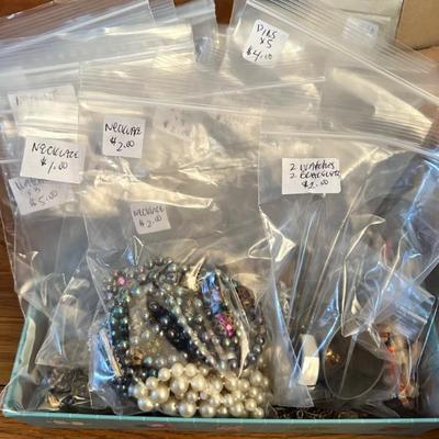 Sale Photo Thumbnail #126