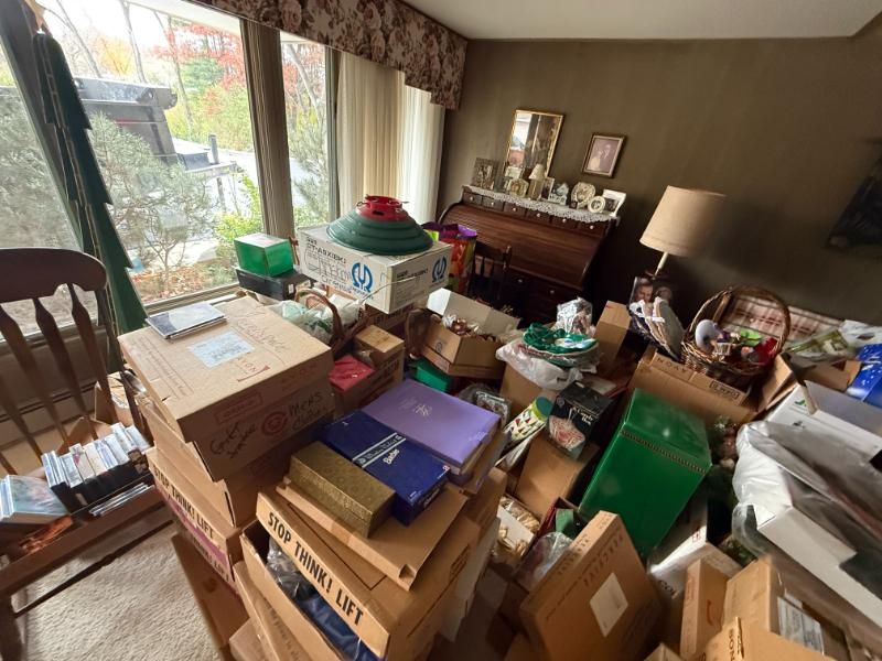 Sale Photo Thumbnail #4