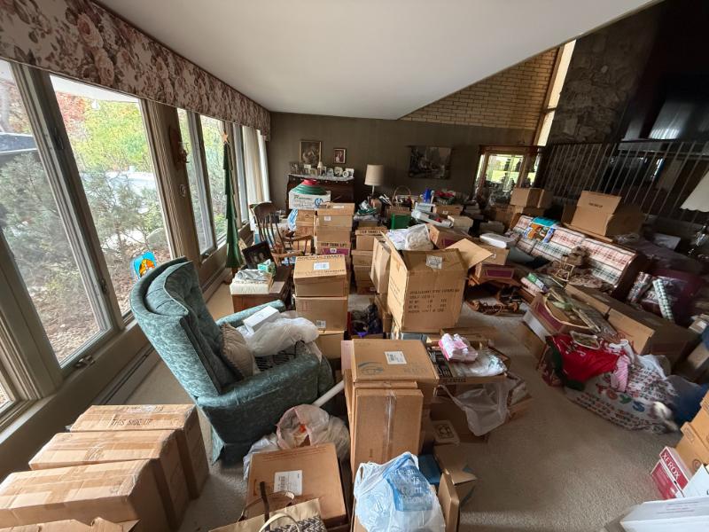 Sale Photo Thumbnail #8