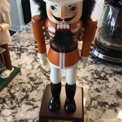 Sale Photo Thumbnail #192