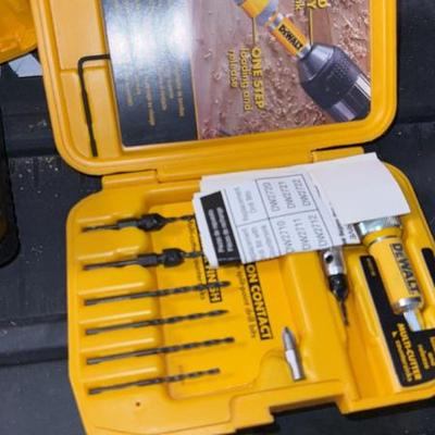 Sale Photo Thumbnail #670