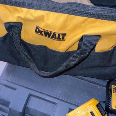 Sale Photo Thumbnail #671